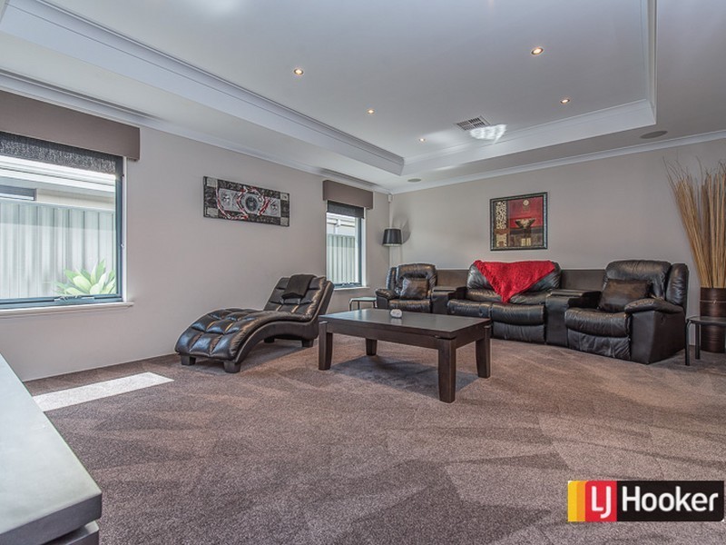 16 Stills Avenue, Harrisdale WA 6112