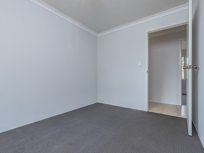 4/12 Firetail Place, Kenwick WA 6107