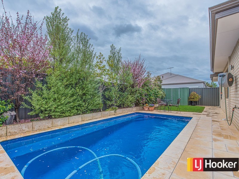 14 Tolarno Bend, Harrisdale WA 6112