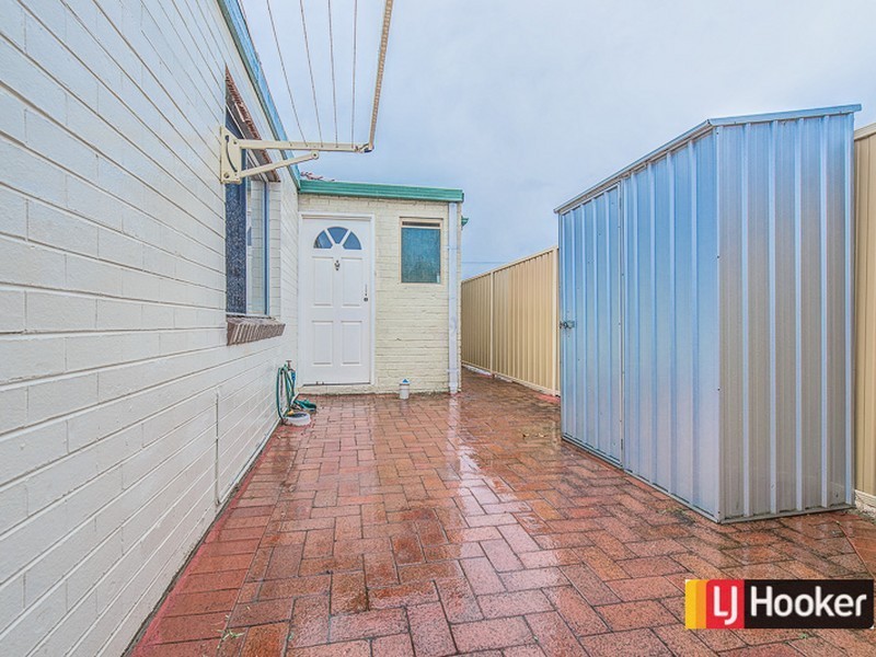 12B Clancy Way, Thornlie WA 6108
