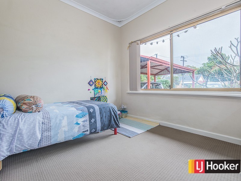 12B Clancy Way, Thornlie WA 6108