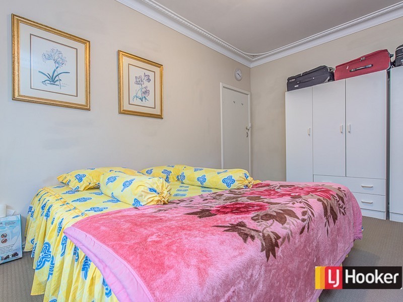 12B Clancy Way, Thornlie WA 6108