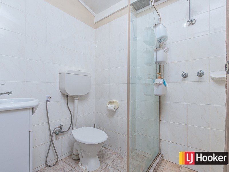 12B Clancy Way, Thornlie WA 6108