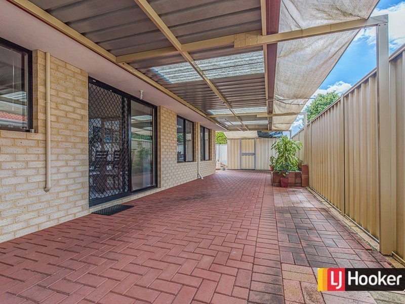 15 Montezuma Loop, Canning Vale WA 6155