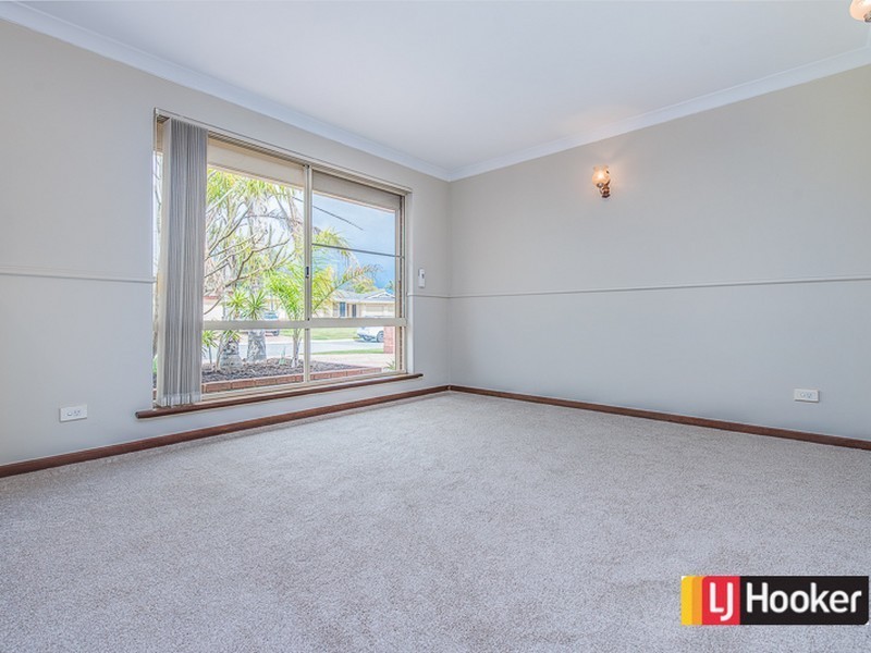 4 Burgandy Court, Thornlie WA 6108