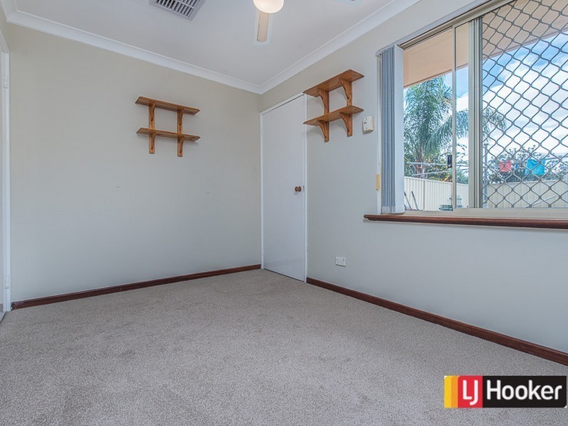 4 Burgandy Court, Thornlie WA 6108