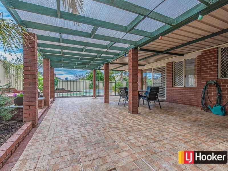 4 Burgandy Court, Thornlie WA 6108