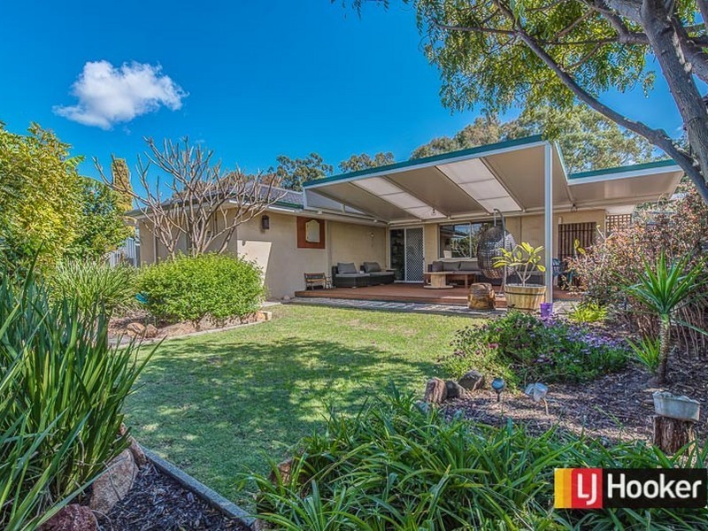 23 Parkside Drive, Thornlie WA 6108