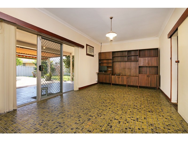 129 Belmont Road, Kenwick WA 6107