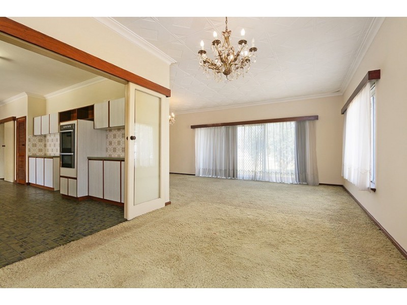 129 Belmont Road, Kenwick WA 6107