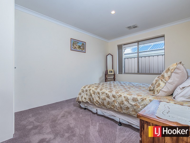 15 Pentecost Loop, Southern River WA 6110