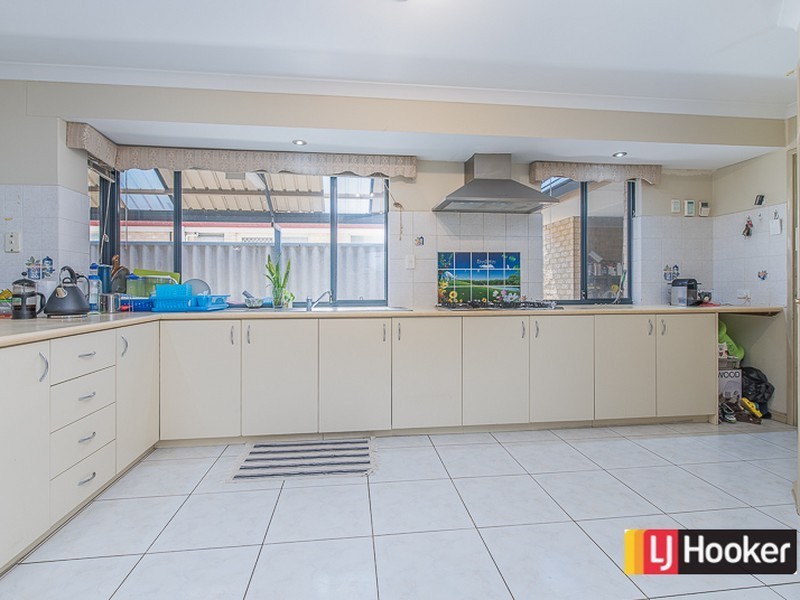 15 Potter Street, Huntingdale WA 6110