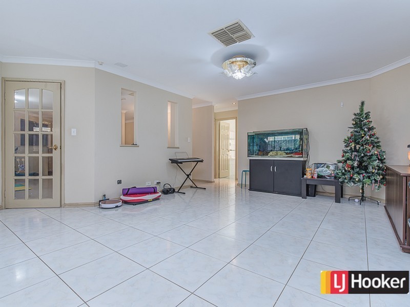 15 Potter Street, Huntingdale WA 6110