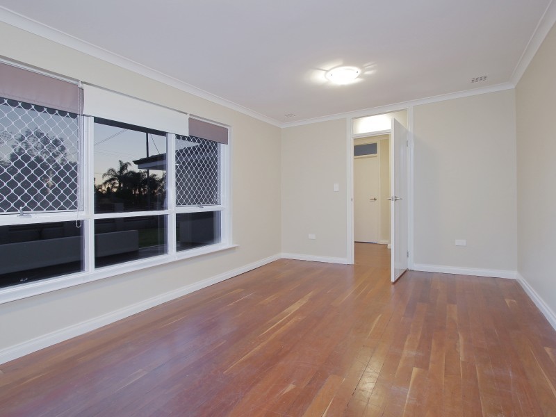 62 Corfield Street, Gosnells WA 6110