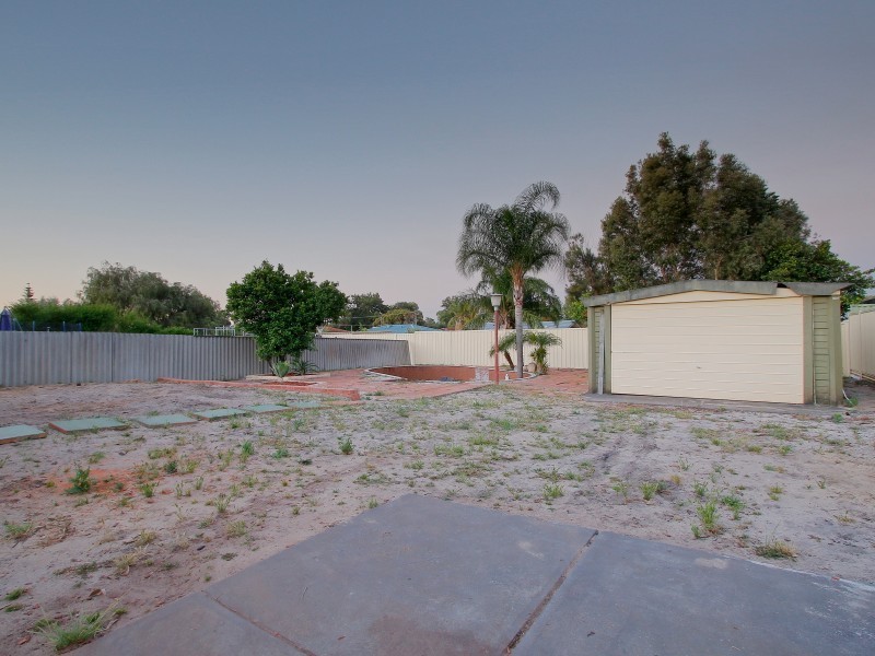 62 Corfield Street, Gosnells WA 6110