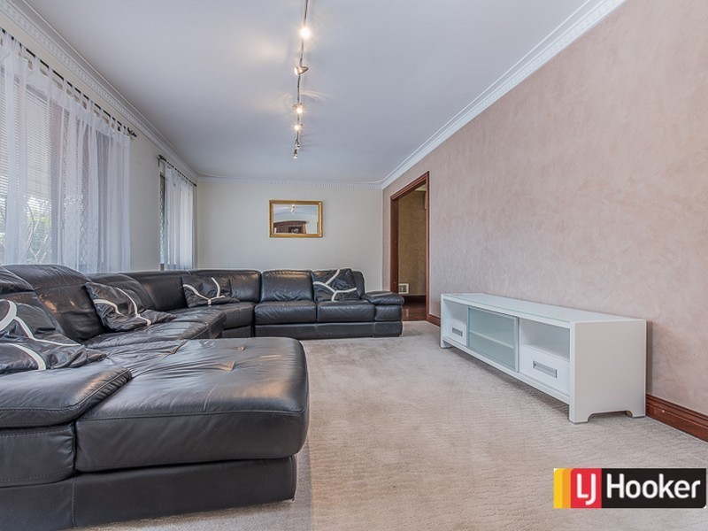 16 Anderson Way, Thornlie WA 6108