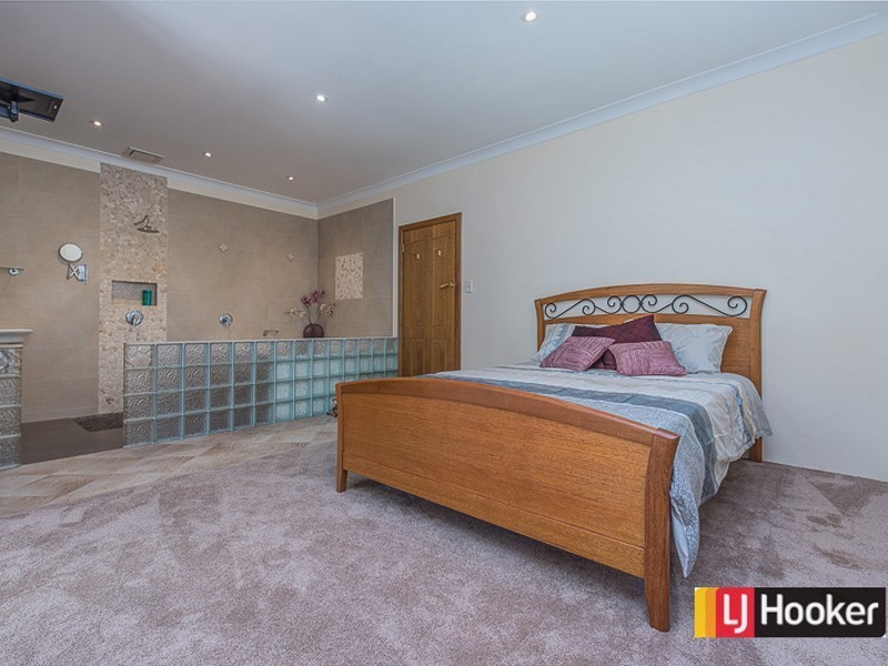 16 Anderson Way, Thornlie WA 6108