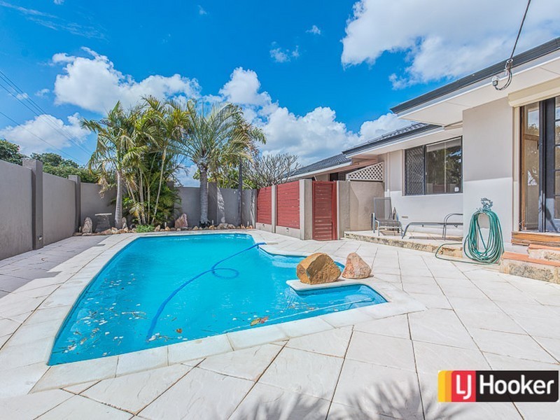 16 Anderson Way, Thornlie WA 6108