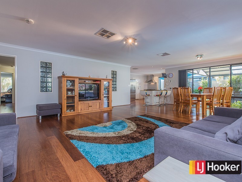 6 Sandleford Grange, Southern River WA 6110