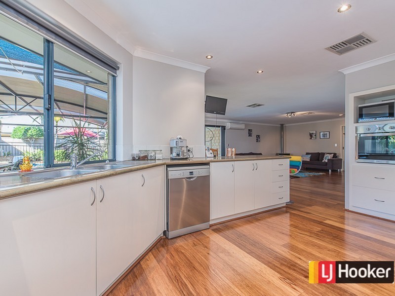 6 Sandleford Grange, Southern River WA 6110