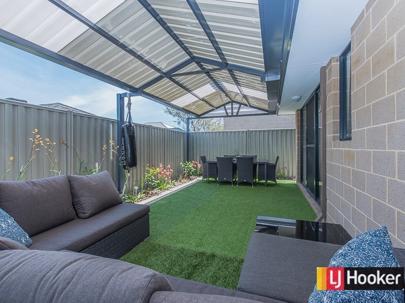 48 Carbeen View, Piara Waters WA 6112