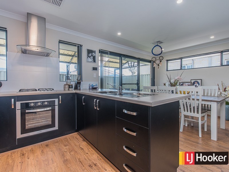 48 Carbeen View, Piara Waters WA 6112