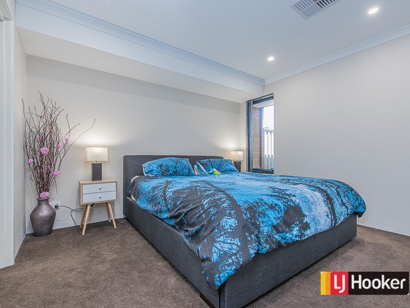 48 Carbeen View, Piara Waters WA 6112