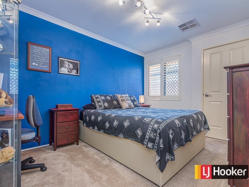 6 Rand Street, Maddington WA 6109