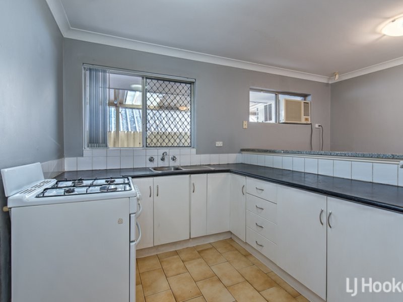 19 Storey Road, Thornlie WA 6108