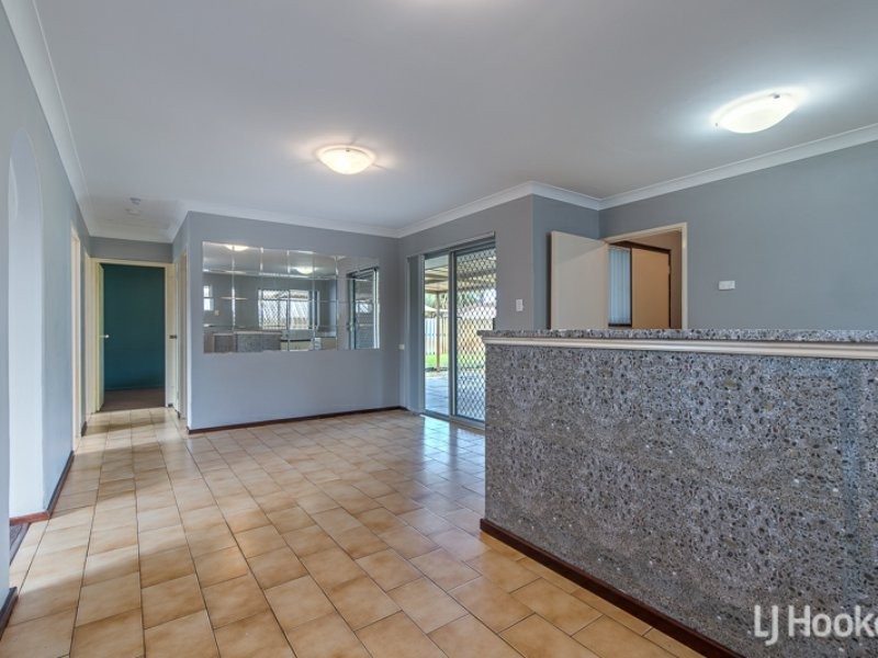 19 Storey Road, Thornlie WA 6108