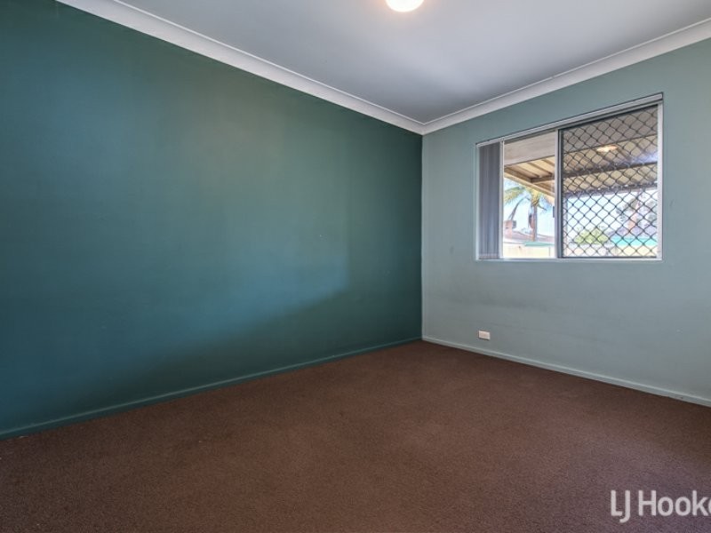 19 Storey Road, Thornlie WA 6108
