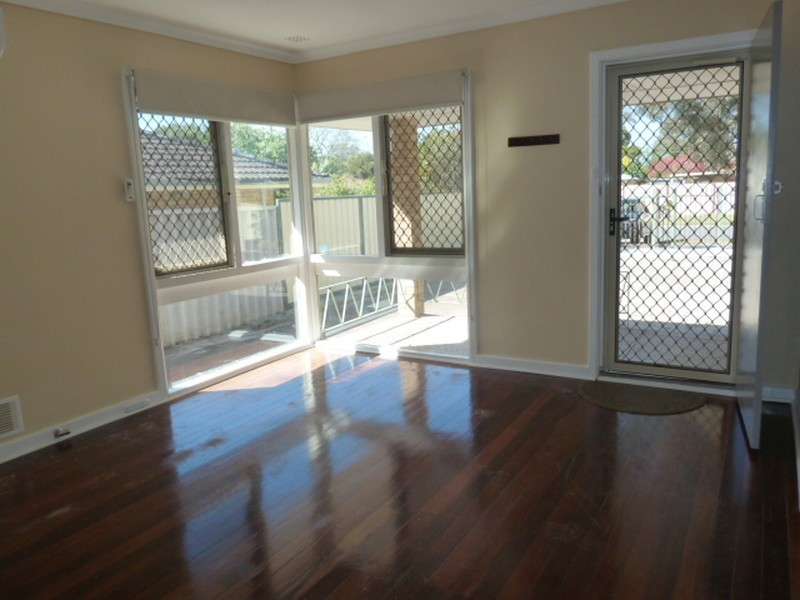12 Ranmere Way, Langford WA 6147