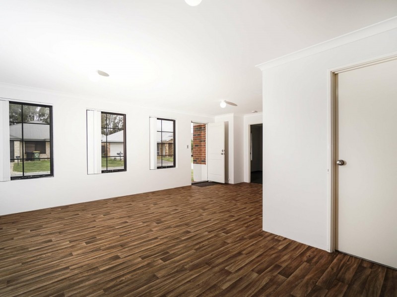 8 Gowrie Approach  (formally Pinnaster Bld, Canning Vale WA 6155