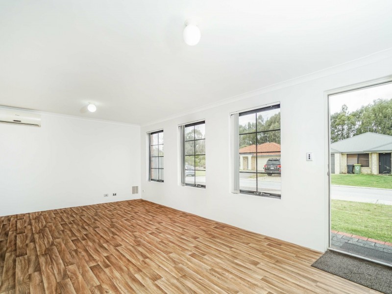 8 Gowrie Approach  (formally Pinnaster Bld, Canning Vale WA 6155