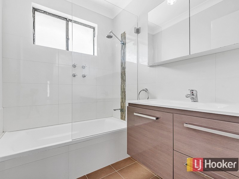 5 Gunn Court, Thornlie WA 6108