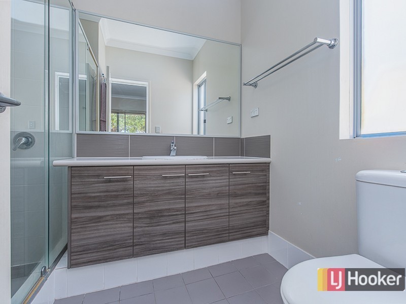 2/13 Bray Street, Kelmscott WA 6111