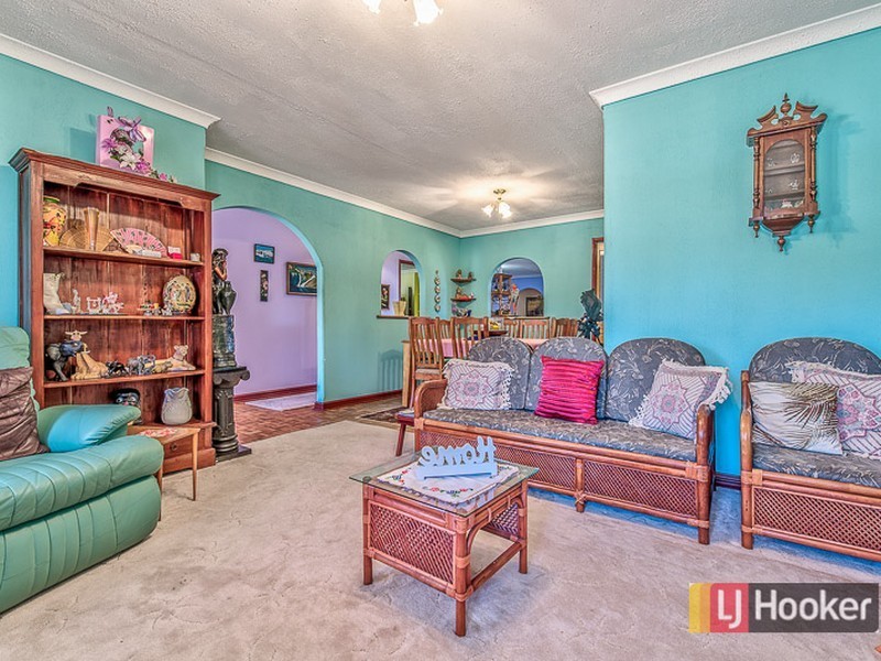 810 Nicholson Road, Oakford WA 6121