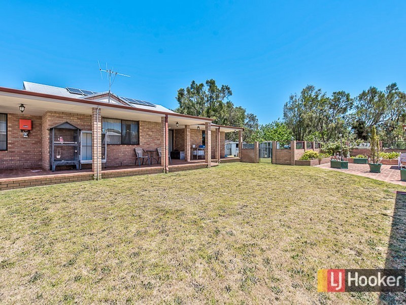 810 Nicholson Road, Oakford WA 6121