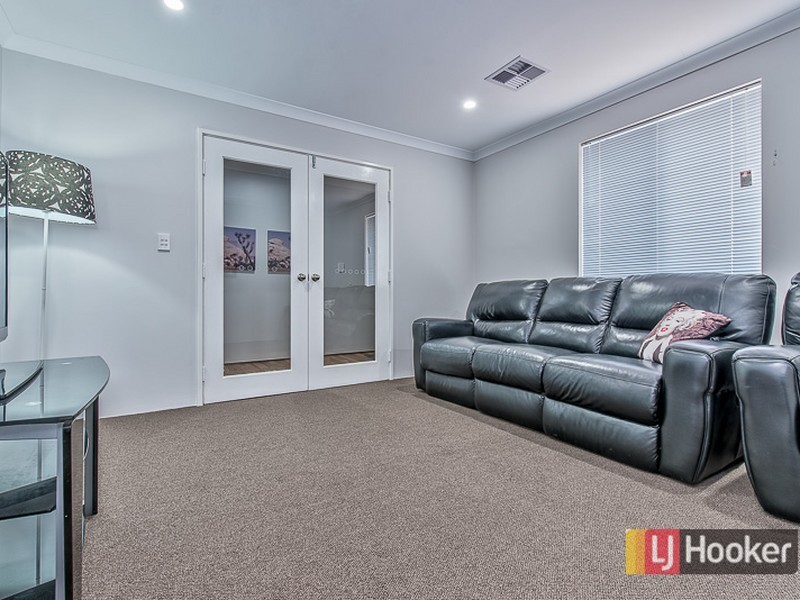 1 Bedgebury Road, Hilbert WA 6112