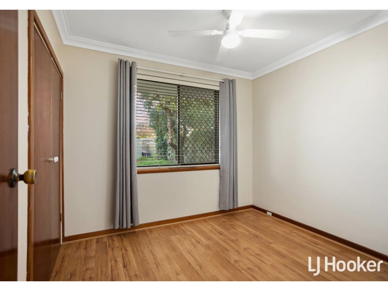 25 Hughenden Drive, Thornlie WA 6108