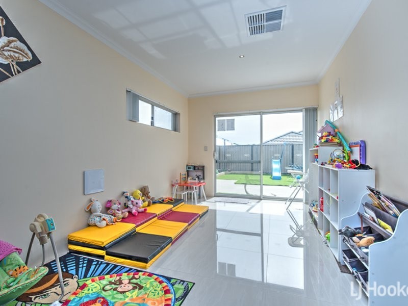 26 Bradley Street, Southern River WA 6110