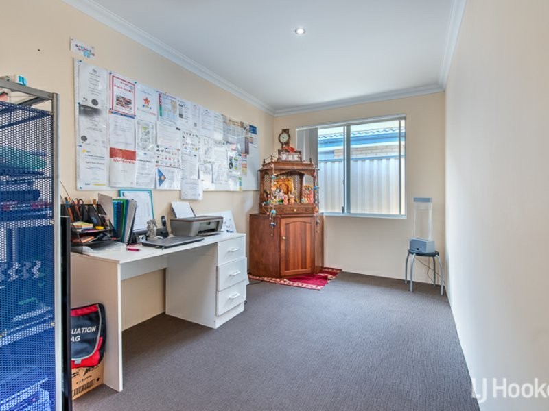 26 Bradley Street, Southern River WA 6110