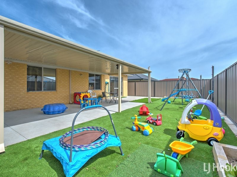26 Bradley Street, Southern River WA 6110