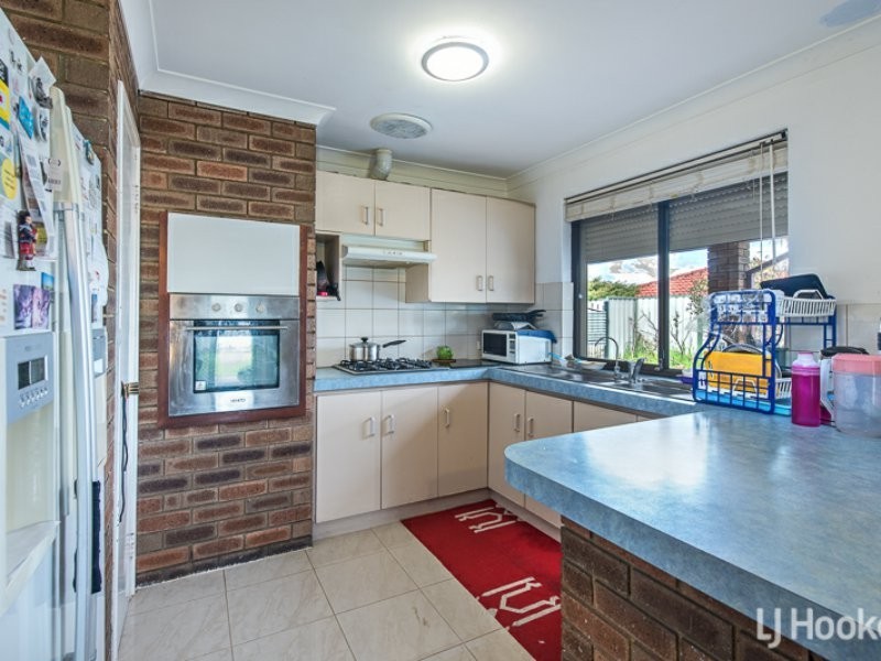 63 Warton Road, Thornlie WA 6108