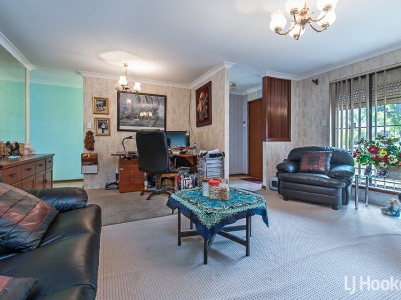 63 Warton Road, Thornlie WA 6108