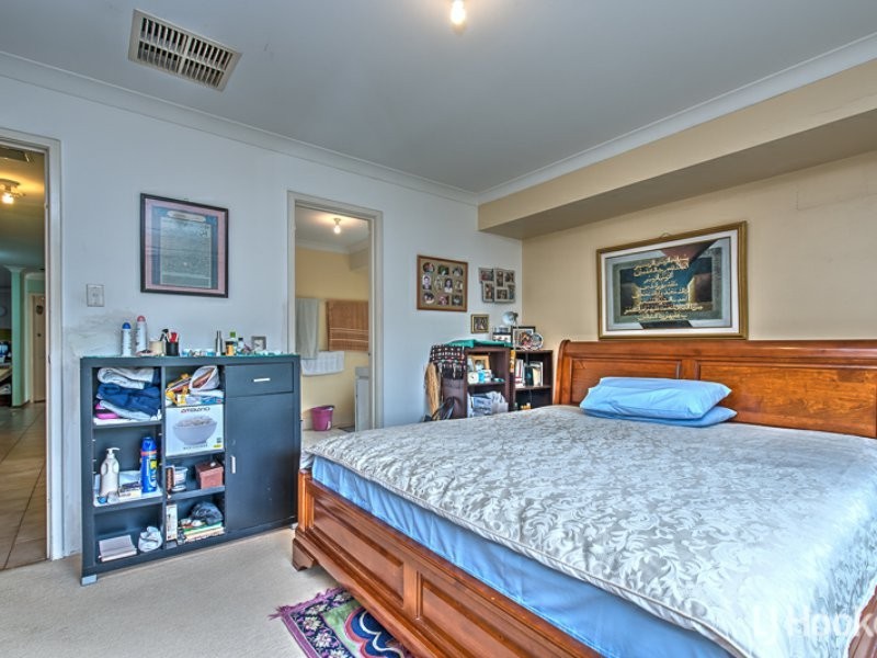 63 Warton Road, Thornlie WA 6108