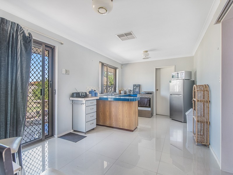 11 Bullfinch Street, Huntingdale WA 6110