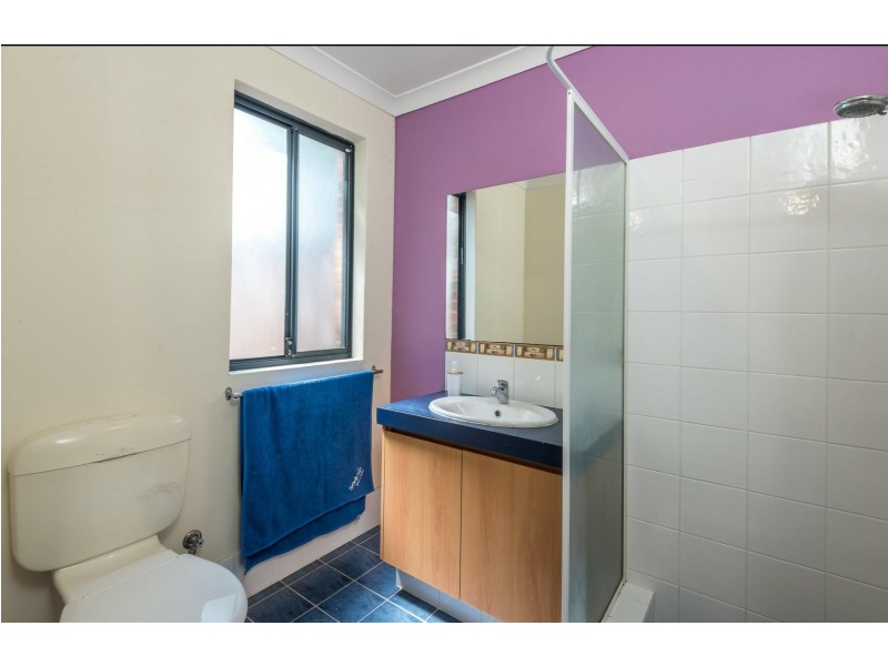 3/11 Exmouth Place, Thornlie WA 6108