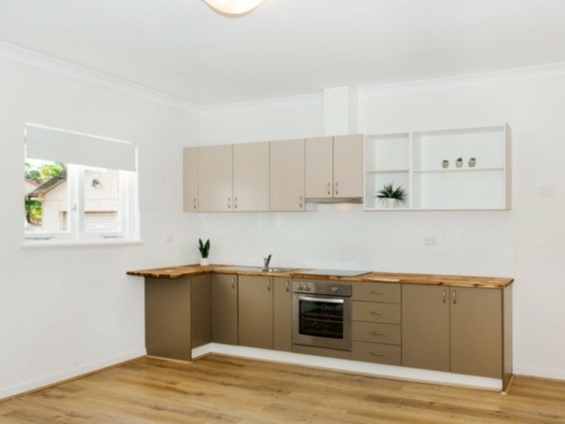 30 Bernice Way, Thornlie WA 6108