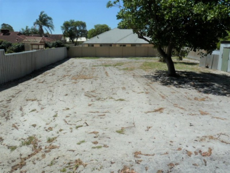 30 Bernice Way, Thornlie WA 6108